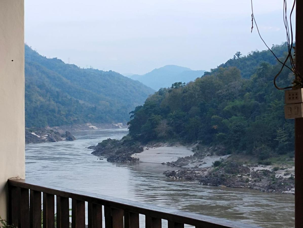 Villa Mekong Guesthouse MuangMuangpakbeng Kültér fotó