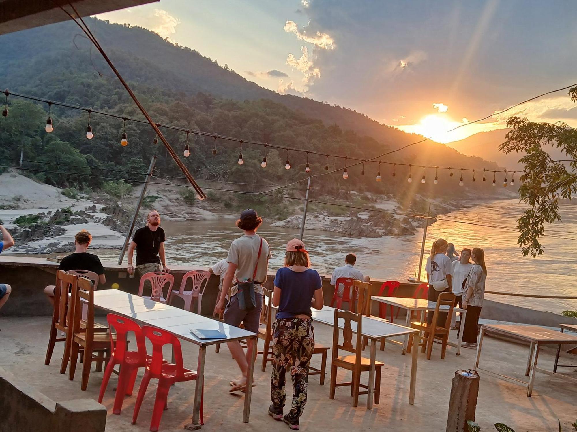 Villa Mekong Guesthouse MuangMuangpakbeng Kültér fotó