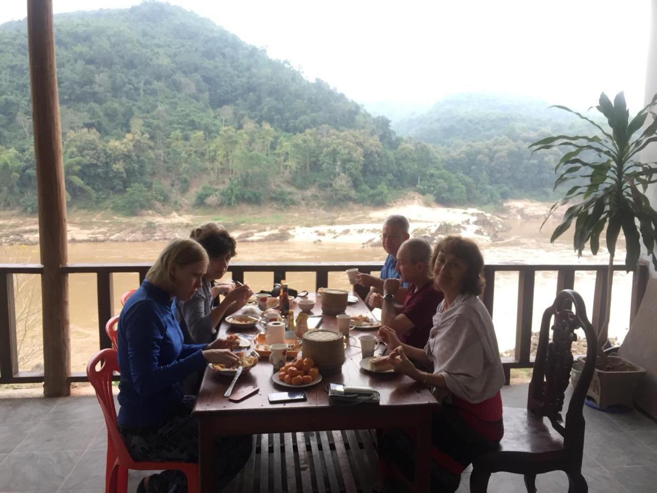 Villa Mekong Guesthouse MuangMuangpakbeng Kültér fotó