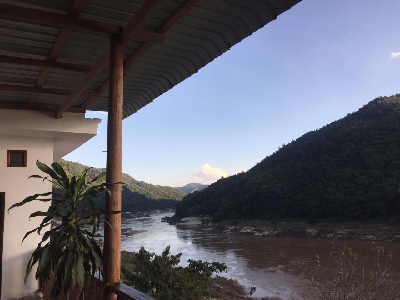 Villa Mekong Guesthouse MuangMuangpakbeng Kültér fotó